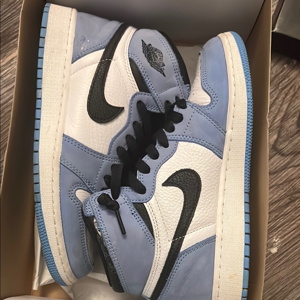Air Jordan 1 Retro High OG Sneakers
